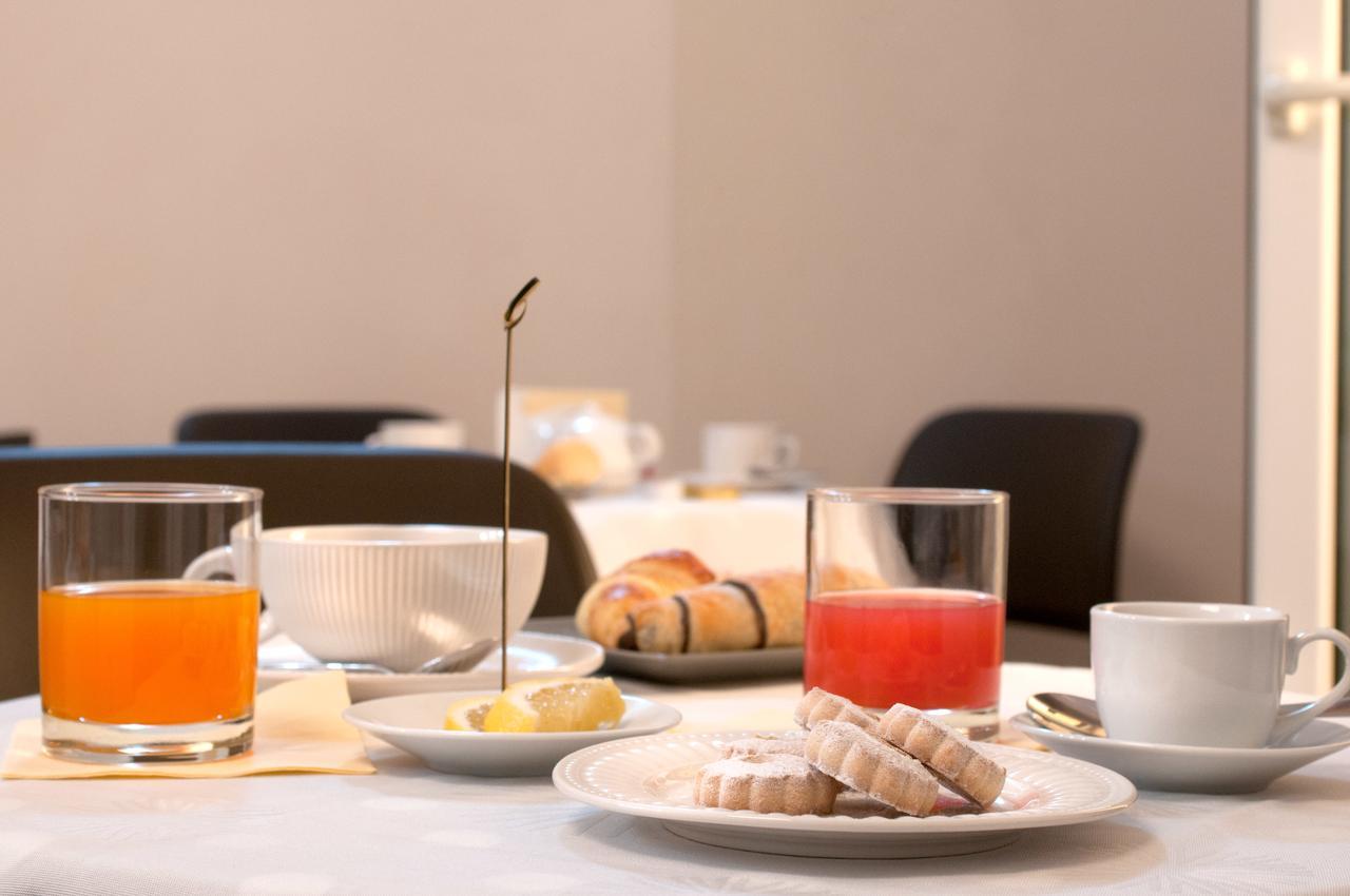 サッサリ Angioy 18 Bed & Breakfast エクステリア 写真
