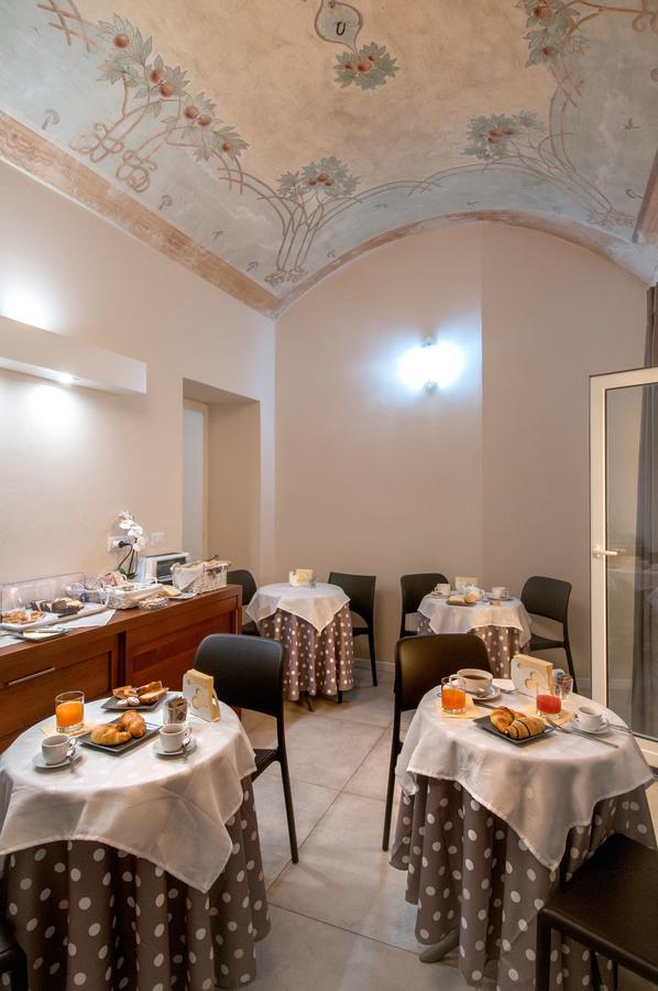 サッサリ Angioy 18 Bed & Breakfast エクステリア 写真