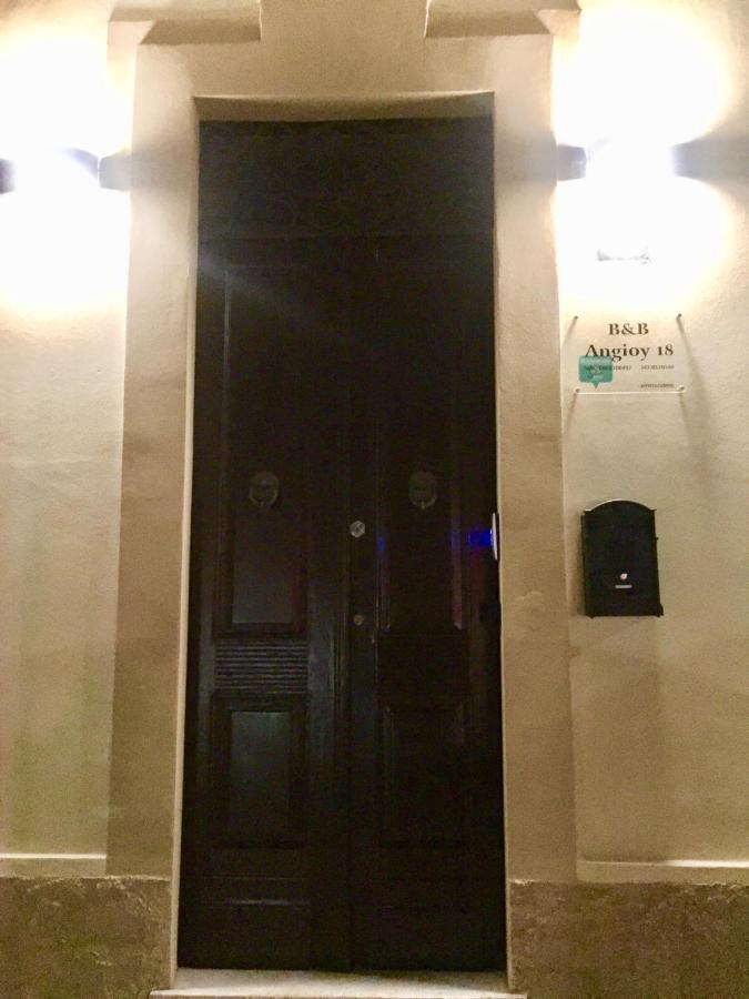 サッサリ Angioy 18 Bed & Breakfast エクステリア 写真